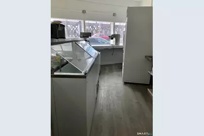 19 Derby Avenue, Derby, CT 06418 - Photo 10