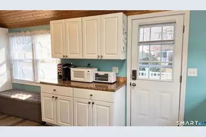 16 North Street, Madison, CT 06443 - Photo 10