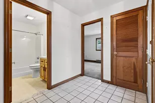 97 W Main St, East Lyme, CT 06357 - Photo 14