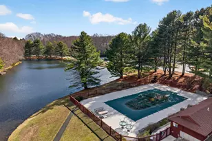 97 W Main St, East Lyme, CT 06357 - Photo 30