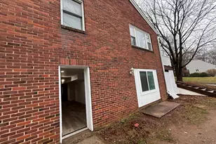 76 Cannon St, Hamden, CT 06518 - Photo 1