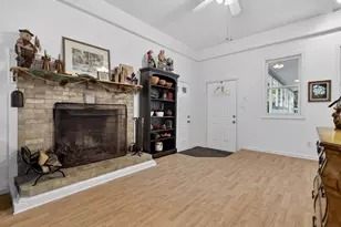 198 Grassy Hill Rd, East Lyme, CT 06333 - Photo 18