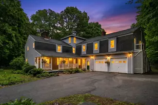 198 Grassy Hill Rd, East Lyme, CT 06333 - Photo 2