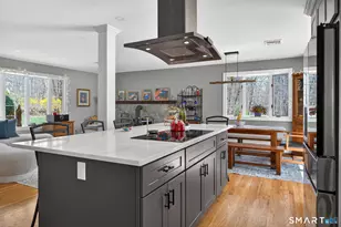 31 Longmeadows Rd, Wilton, CT 06897 - Photo 10