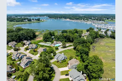 15 Linden Shores #15, Branford, CT 06405 - Photo 4