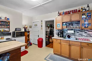 64 Hartford Ave, Enfield, CT 06082 - Photo 6