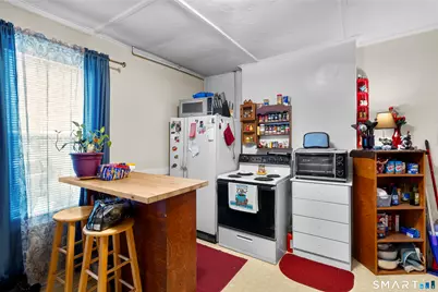 64 Hartford Avenue, Enfield, CT 06082 - Photo 12