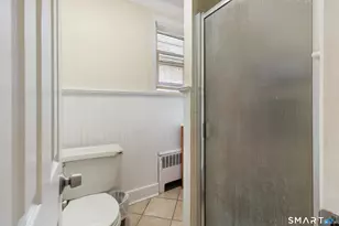 1406 Wood Ave, Bridgeport, CT 06604 - Photo 20