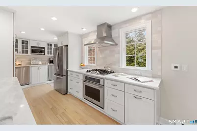 105 Rose Lane, Darien, CT 06820 - Photo 4