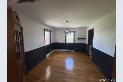 16 Raymond Road, Woodbridge, CT 06525 - Photo 1