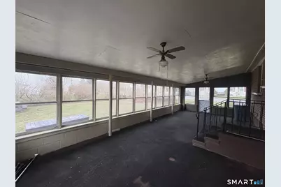 16 Raymond Road, Woodbridge, CT 06525 - Photo 2