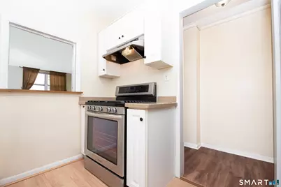2370 North Avenue #2G, Bridgeport, CT 06604 - Photo 6