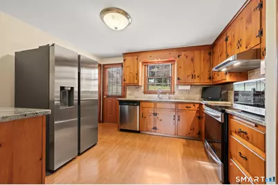 1 Steepleview Drive, East Hampton, CT 06424 - Photo 4