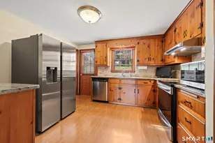 1 Steepleview Dr, East Hampton, CT 06424 - Photo 4