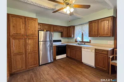 105 Ursini Drive, Hamden, CT 06514 - Photo 16