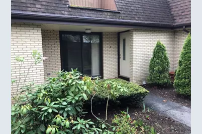 6 Bouton Street East #9, Stamford, CT 06907 - Photo 1
