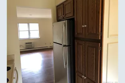 6 Bouton Street East #9, Stamford, CT 06907 - Photo 4