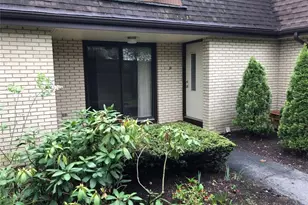 6 Bouton St E, Stamford, CT 06907 - Photo 2