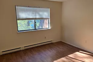 6 Bouton St E, Stamford, CT 06907 - Photo 8