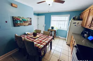 519 Scott Rd, Waterbury, CT 06705 - Photo 4