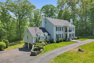 42 Mill Stone Dr, Guilford, CT 06437 - Photo 2