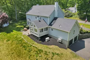 42 Mill Stone Dr, Guilford, CT 06437 - Photo 36