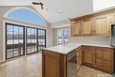 124 Woodpond Road, Farmington, CT 06107 - Photo 16