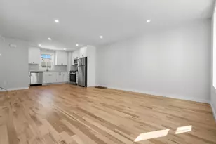 14 Taylor St, Stamford, CT 06902 - Photo 8