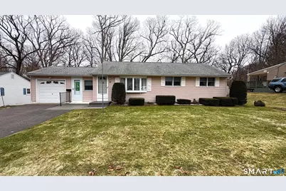 37 Indian Run, Enfield, CT 06082 - Photo 2