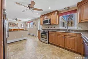 59 Cross Dr, East Hartford, CT 06118 - Photo 10