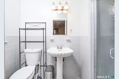 523 West Jackson Avenue, Bridgeport, CT 06604 - Photo 24