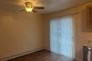 146 Coach Cir, Naugatuck, CT 06770 - Photo 6