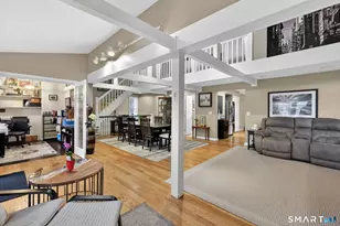 21 Lakeview Blvd, Avon, CT 06001 - Photo 10