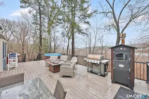 21 Lakeview Blvd, Avon, CT 06001 - Photo 6