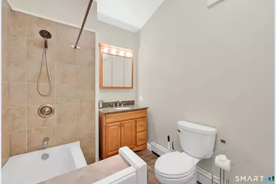 21 Lakeview Boulevard, Avon, CT 06001 - Photo 32