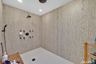 21 Lakeview Blvd, Avon, CT 06001 - Photo 24