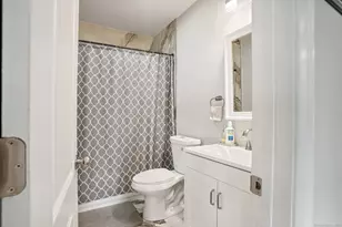 75 Hemlock St, Bridgeport, CT 06605 - Photo 12