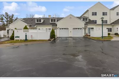 124 Southwick Court #124, Cheshire, CT 06410 - Photo 2