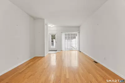 124 Southwick Court #124, Cheshire, CT 06410 - Photo 8