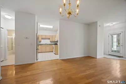 124 Southwick Court #124, Cheshire, CT 06410 - Photo 10