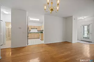 124 Southwick Ct, Cheshire, CT 06410 - Photo 10