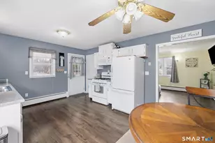 298 Broad Brook Rd, Enfield, CT 06082 - Photo 10