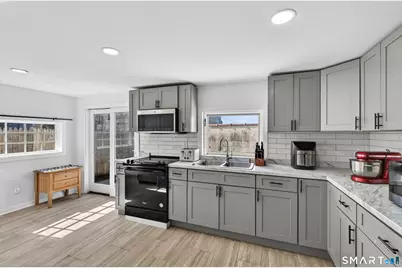 720 Baldwin Street, Waterbury, CT 06706 - Photo 4