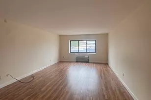 7 Winfield St, Norwalk, CT 06855 - Photo 2
