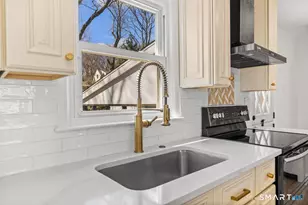 28 Camore St, Stamford, CT 06905 - Photo 10