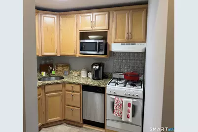 1 Peck Avenue #6, West Haven, CT 06516 - Photo 10