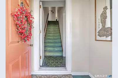 669 Queen Street, Bridgeport, CT 06606 - Photo 2