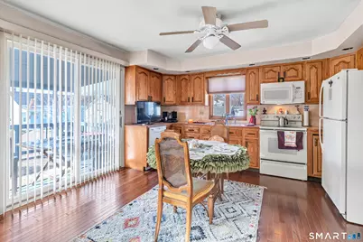 669 Queen Street, Bridgeport, CT 06606 - Photo 18