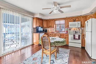 669 Queen St, Bridgeport, CT 06606 - Photo 18