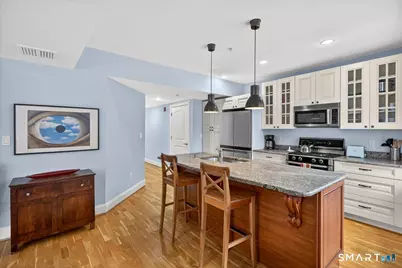 629 Chapel Street #2B, New Haven, CT 06511 - Photo 4